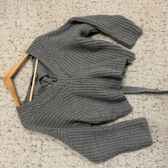 Blue Blush M slight crop woven back chunky we’ve sweater in excellent used cond - Picture 3 of 12